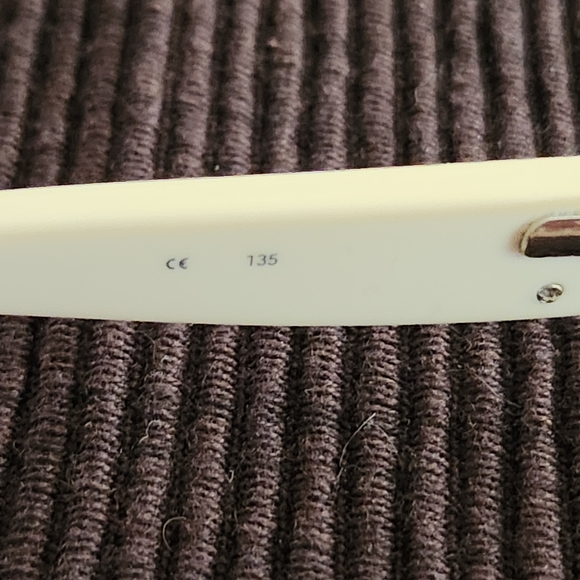 Coach glasses. - Picture 6 of 11